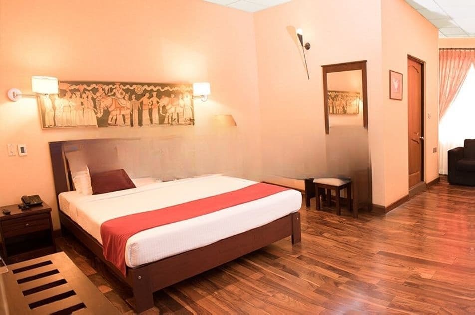 COLOMBO 06 : 20 A/C BR (40P) BRAND NEW LUXURY HOTEL FOR RENT