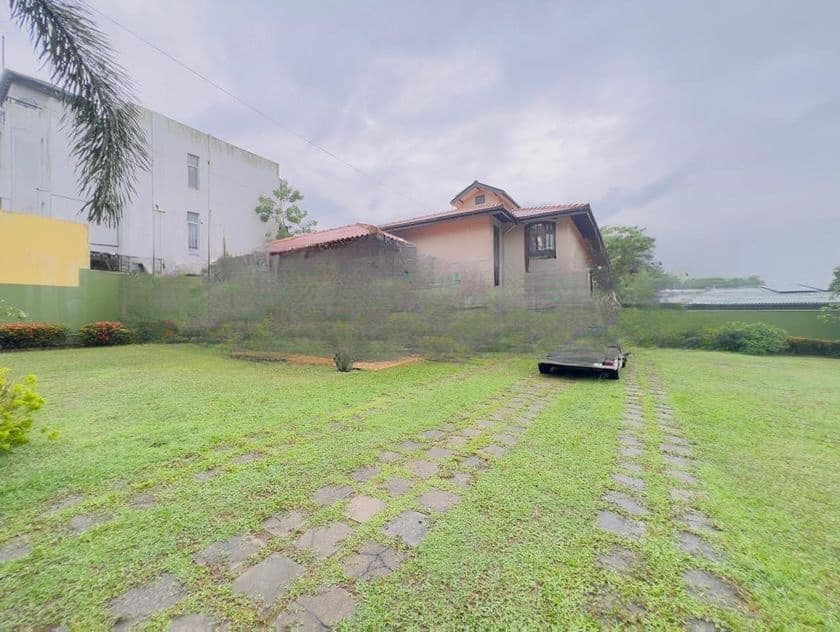 Modern Luxury House sale Talawatugoda