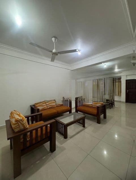 Colombo 05 Apartment for Short-Term Stay. Code: CSMP10D