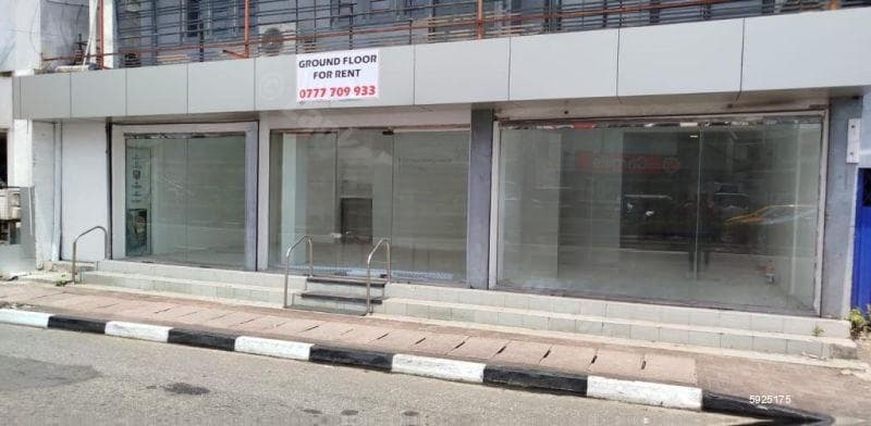 Shops/Office Space available at Castle Street, Col - 08