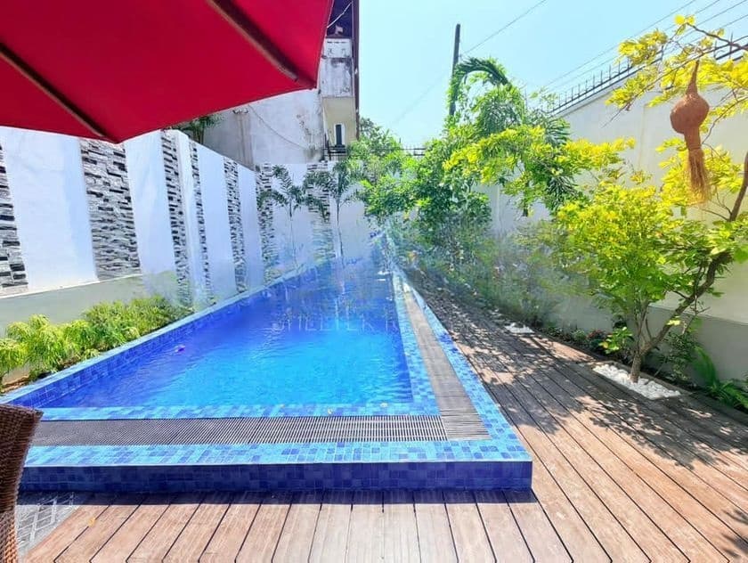 SUPAR LUXURY BRAND NEW THREE STOREY HOUSE FOR SALE IN BATTARAMULLA