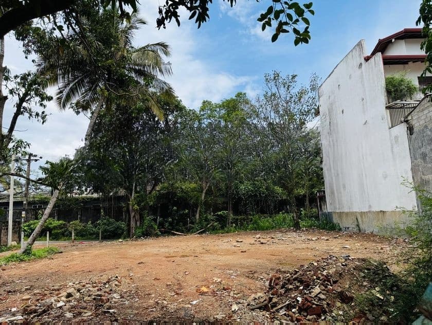 Residential Location Land for Sale in Nugegoda Delkanda