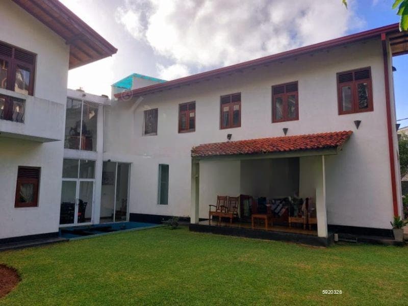2 story house for Sale in Nugegoda (SSPH-409)