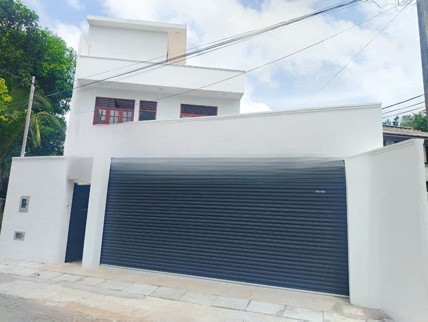BRAND NEW TWO STOREY HOUSE FOR SALE IN NUGAGODA