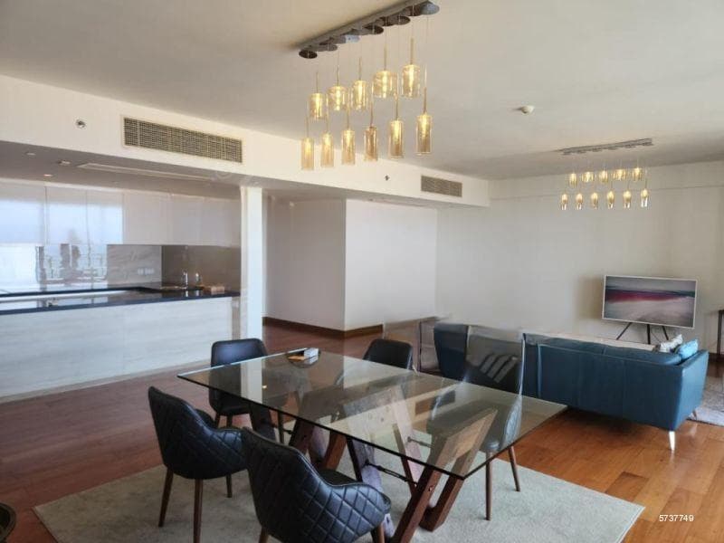 Four Bed room at Shangri La- beautifully furnished