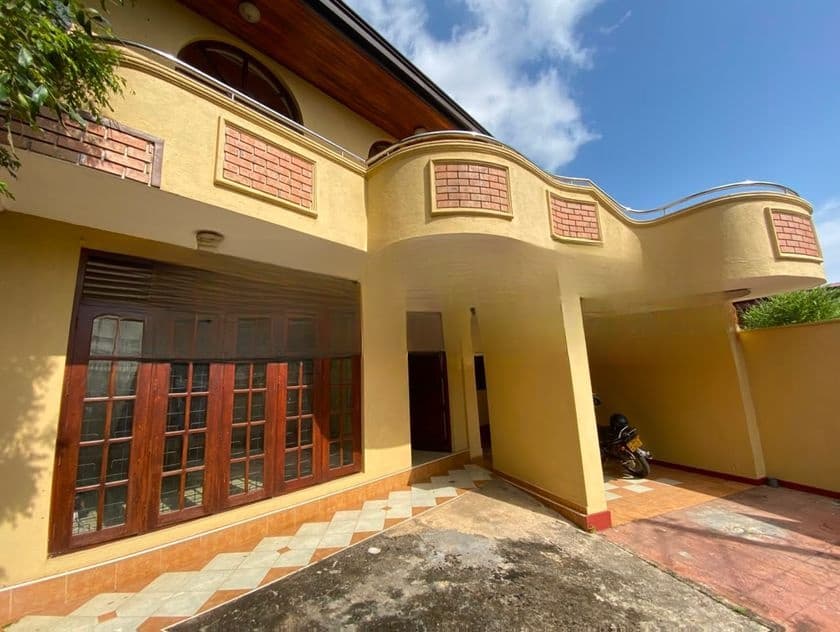 Two Storey Modern House Sale Nugegoda Pagoda 1st Cross Street