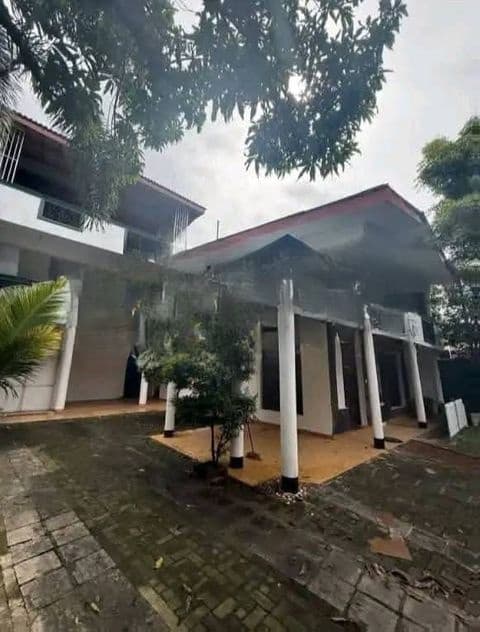 2 Storey Single House Colombo 5 Rooms