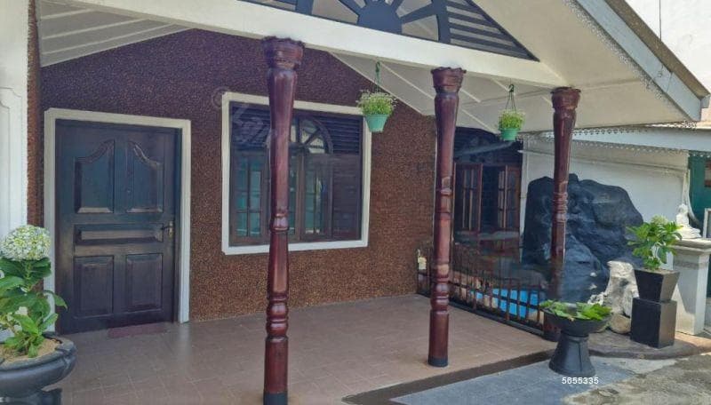 Modern Commercial Property for Rent in Col.5 for Rs.225,000