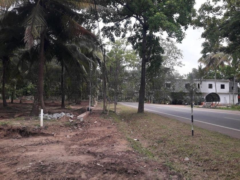 සියලු පහසුකම් සහිතව පදිංචියට ඉඩමක් පාදෙනිය
