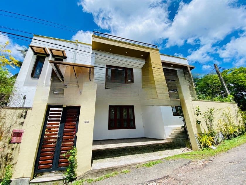 Fully Furnished House for Sale in Malabe – Close to SLIIT