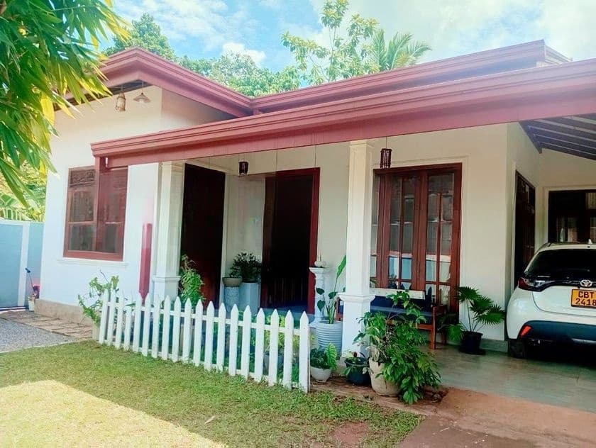 Kiriwaththuduwa House for Sale