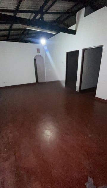 Fuirnich Room For Rent Mountlavinia