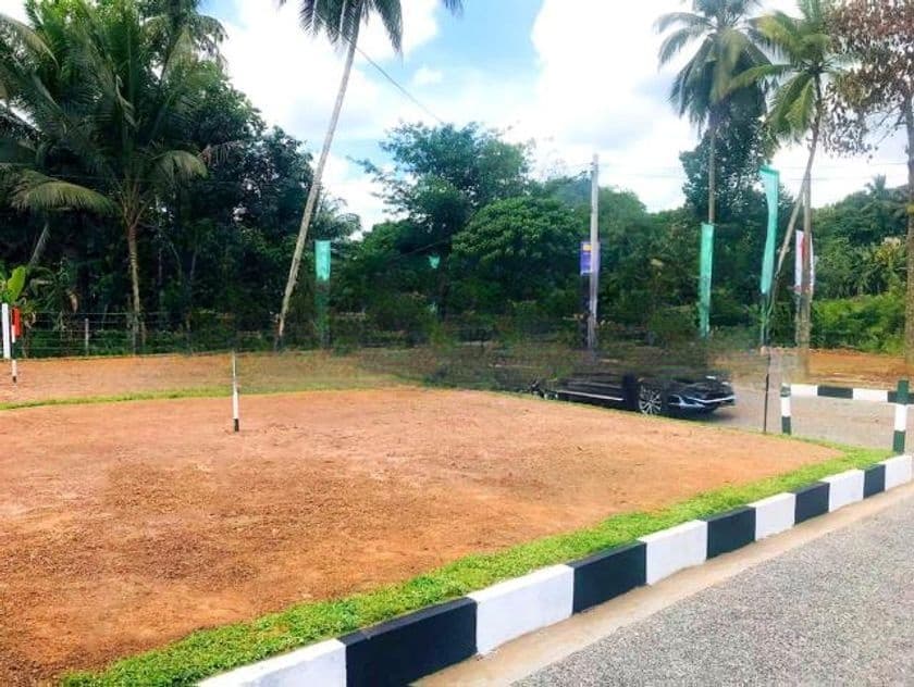 Valuable Land for Sale Ja Ela Kotugoda