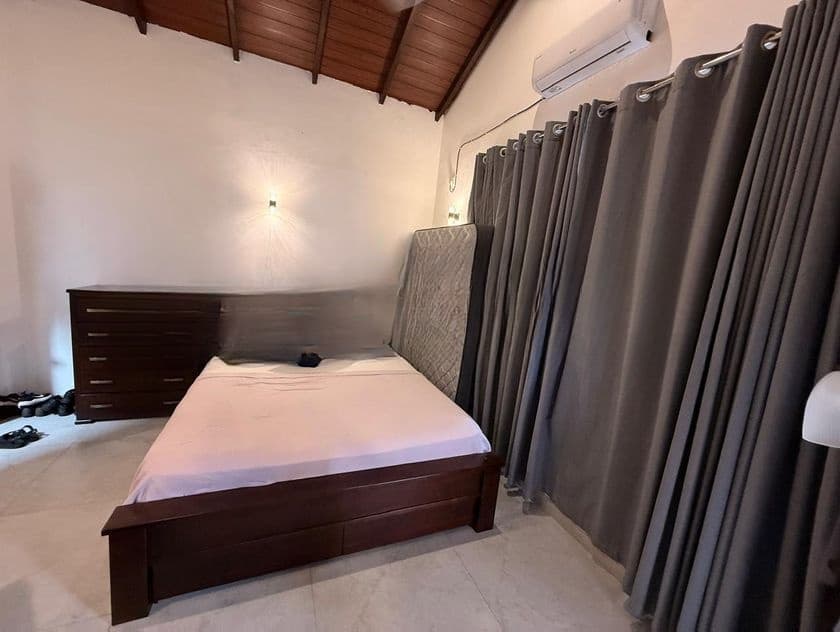 4 Bedroom House for Rent at Colombo 7