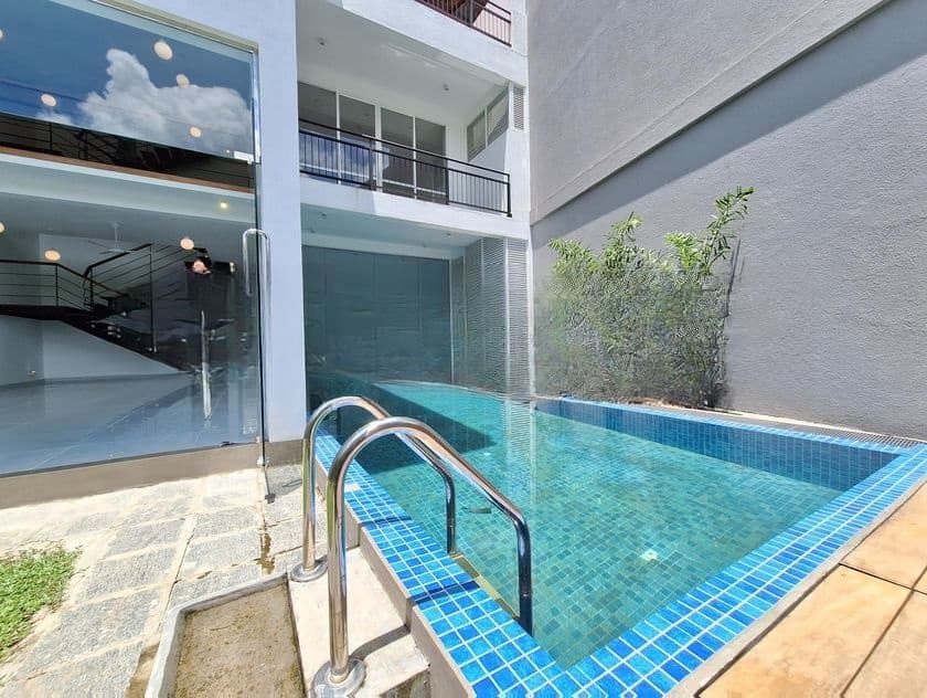 Maharagama Town Luxury House for Sale