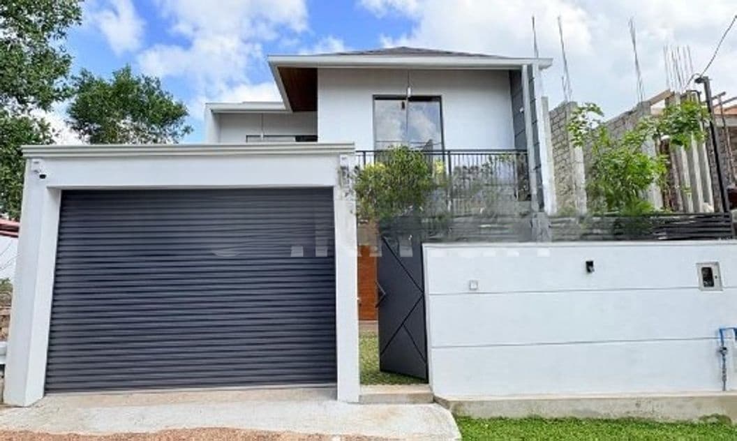 Beautiful Luxury Modern House for Sale in Athurugiriya