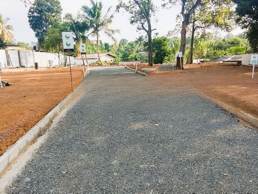 Batakeththara Piliyandala Highly Residential Land for Sale