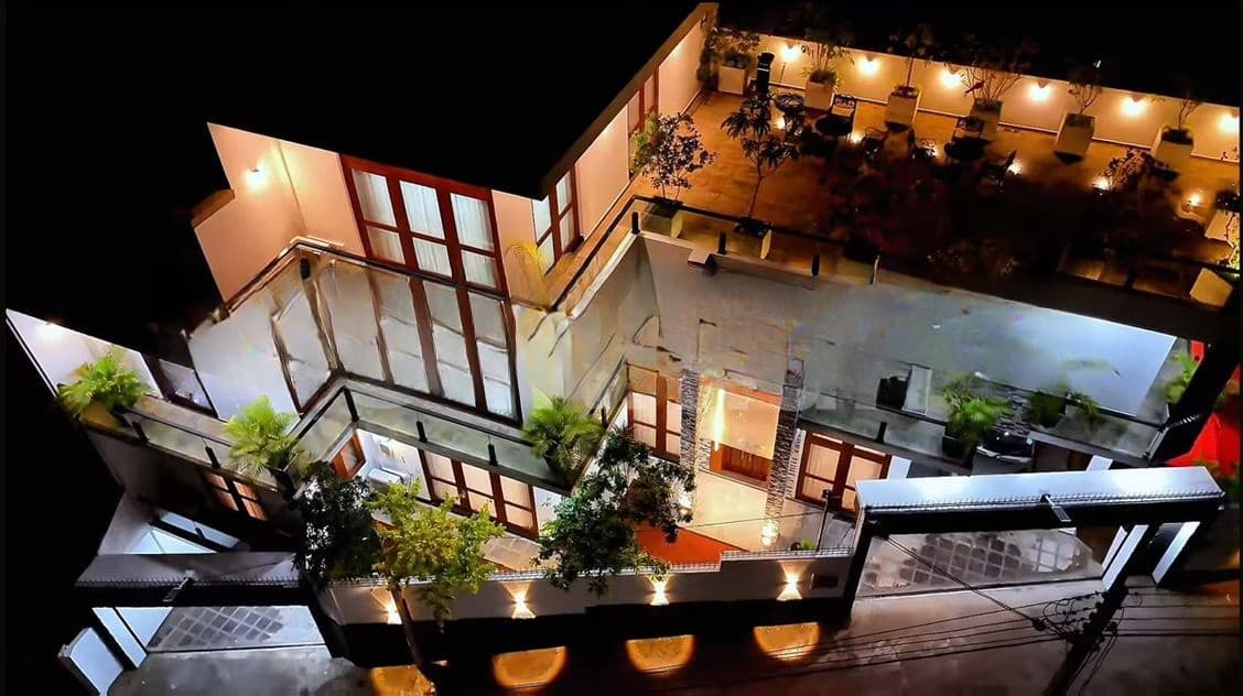 Luxury House for Sale | Battaramulla (DR-003)