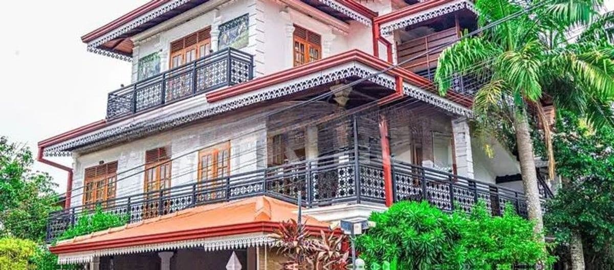 Moratuwa, Unfurnished, 1St Floor House For Rent (ZM1104)