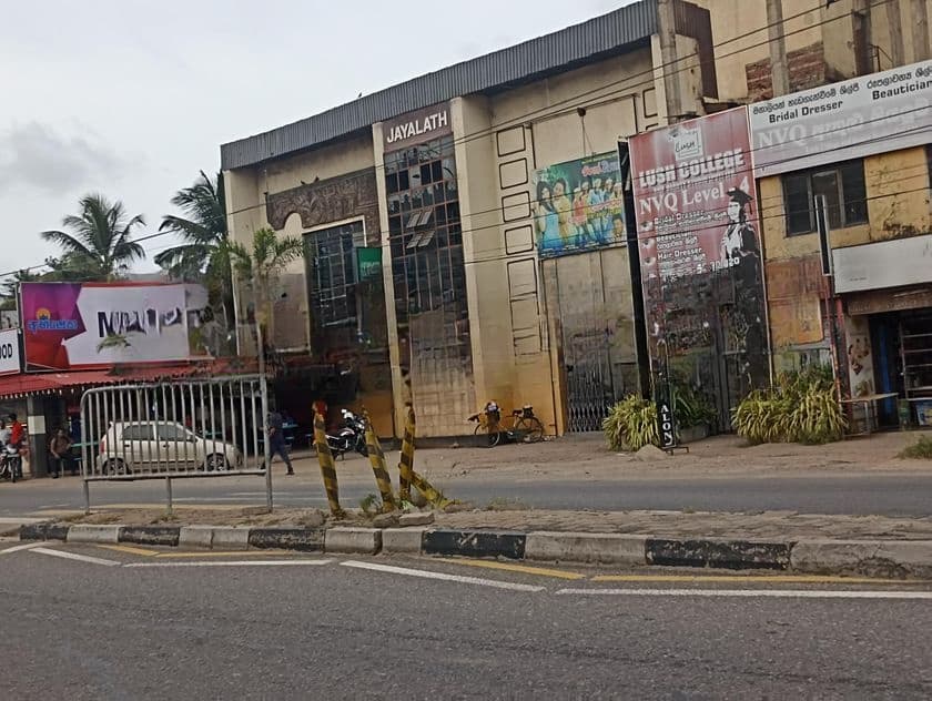 Land for Sale Colombo Negambo Main Road Facing