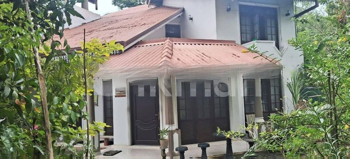 Piliyandala - 5BR / 30perch Land with House for Sale • TPM2024SHIRAN2