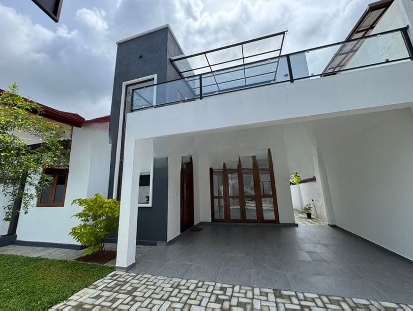 Brand New House for Sale in Piliyandala