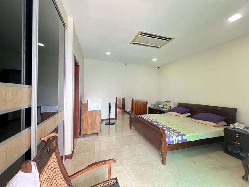 Apartment for Sale 3 / 4 Bedroom in Colombo 03 - Panoramic Views