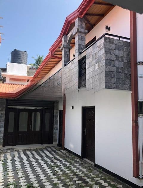 Luxury Two Storey House for Rent Mount Lavinia