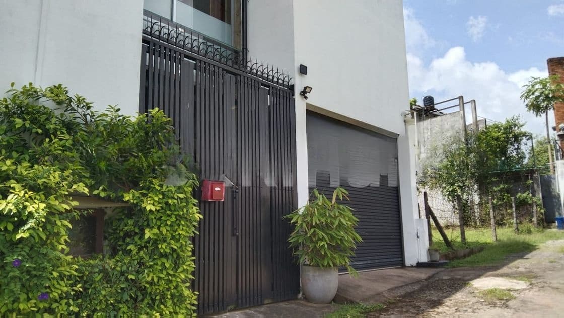 3 Story House In Battaramulla For Sale