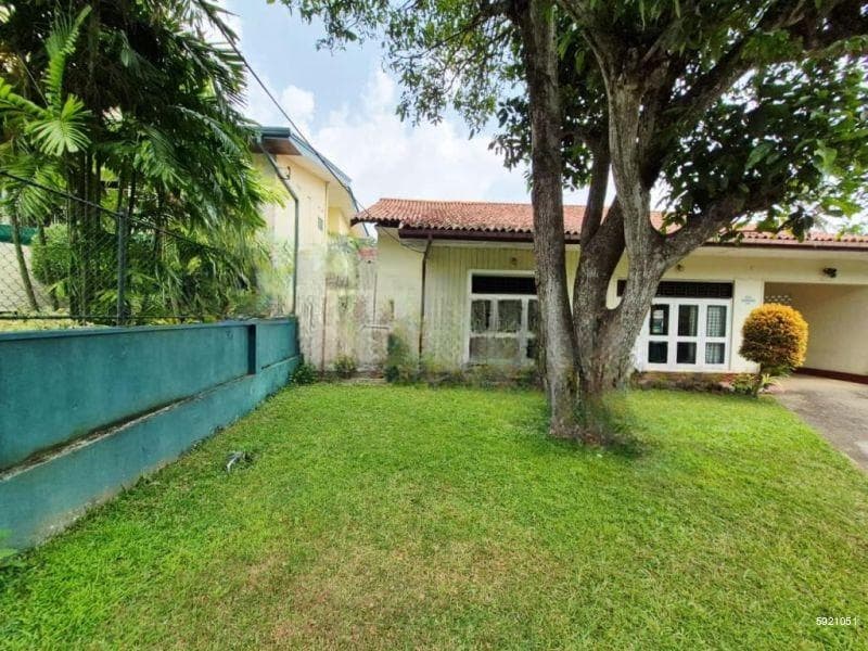 26.50 Perches Land & Old Single Story House For Sale In Nawala.