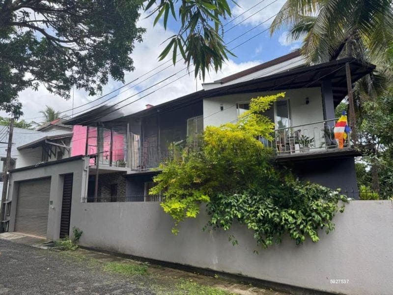 5BR House for Sale in Thalawathugoda | LKR 110 Mn(HS4793)