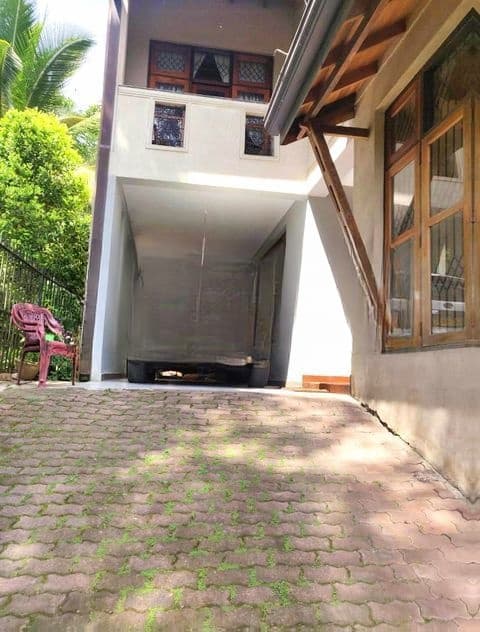 House for Sale – Heerassagala, Kandy