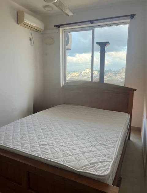 LUXURY SEMI FURNISHED APARTMENT FOR RENT COLOMBO 6 WELLAWATTA ZA2668