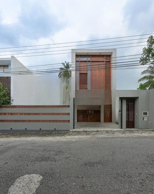 HAS212 - Luxurious Modern House for Sale in Piliyandala
