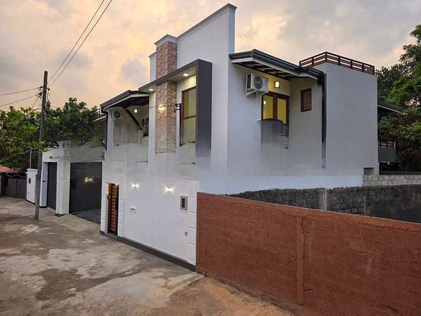Brand New House for Sale in Piliyandala City