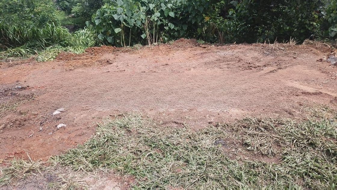 Nawinna Prime Location 21 Perches land With Old House For sale