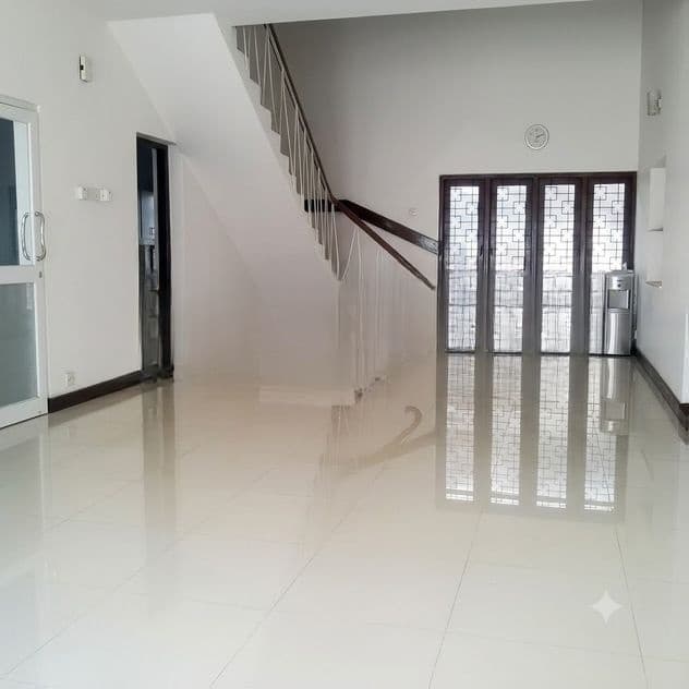 Warehouse Stores 3500 SqFt 2 Storey Hall 6 Rooms Near Havelock City