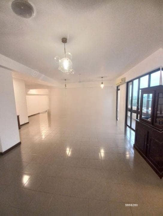4 Bedroom apartment for rent in Colombo 5 for Rs 300,000 p/m negotiable - S A TARIQ Director LANKA PROPERTY DEVELOPERS