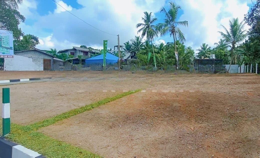 Valuable Land for Sale Minuwangoda