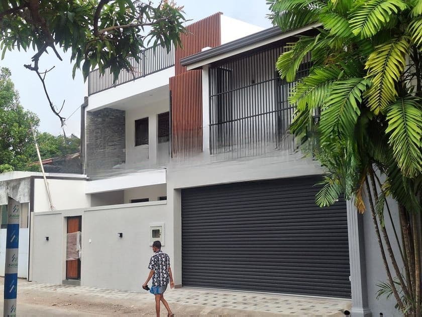 Thalawathugoda Luxury House for Sale