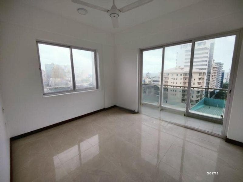Blue Ocean - 03 Bedroom Unfurnished Apartment for Rent in Colombo 03 (A978)-RENTED