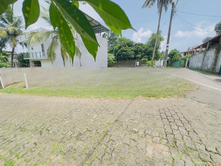 Valuable Residential Land for Sale – Athurugiriya