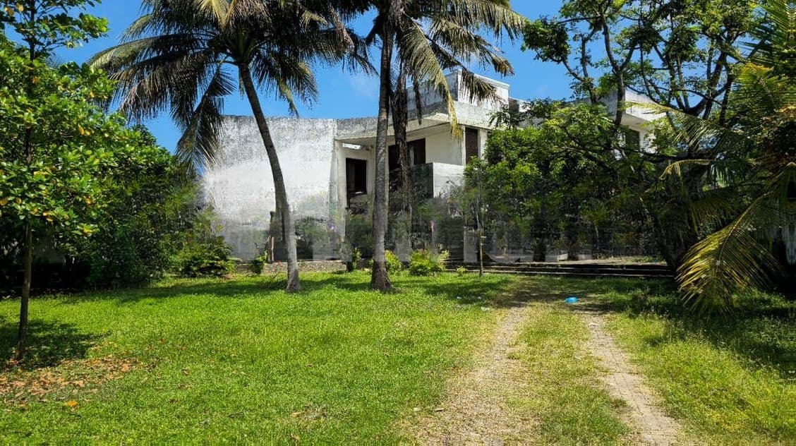 52 perches Commercial land for sale - Ratmalana