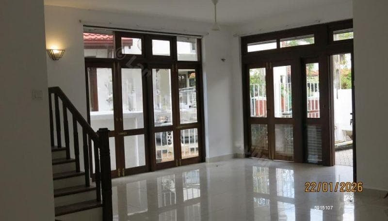 Negombo gated community unfurnished luxury AC house for rent near hotels road