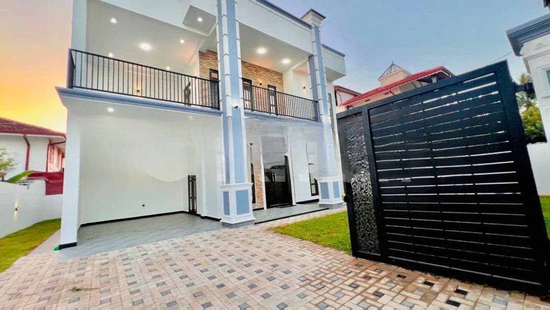 Spacious Modern Type Box Completed 5Br House For Sale In Negombo