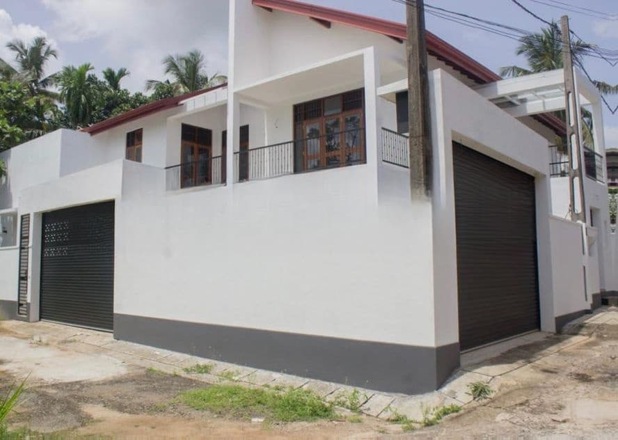 Modern Luxury 2 Story House with Annex for Sale in Boralesgamuwa