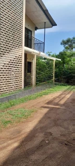 Nugegoda : 14 perches Land with Old Two story house for Sale