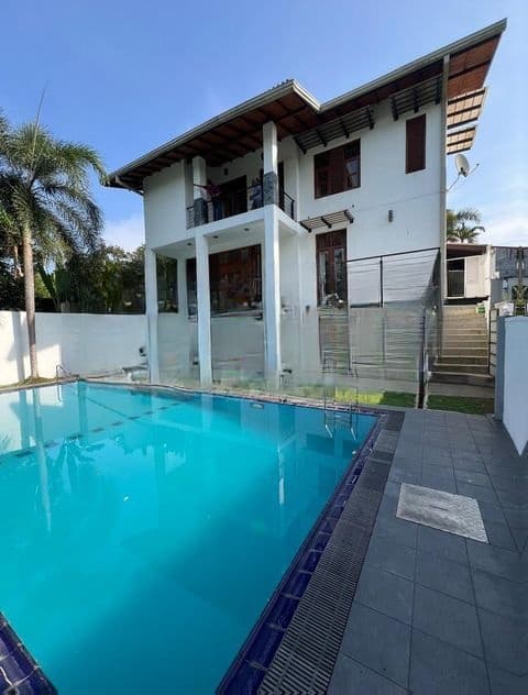Luxury House for Sale Talawathugoda