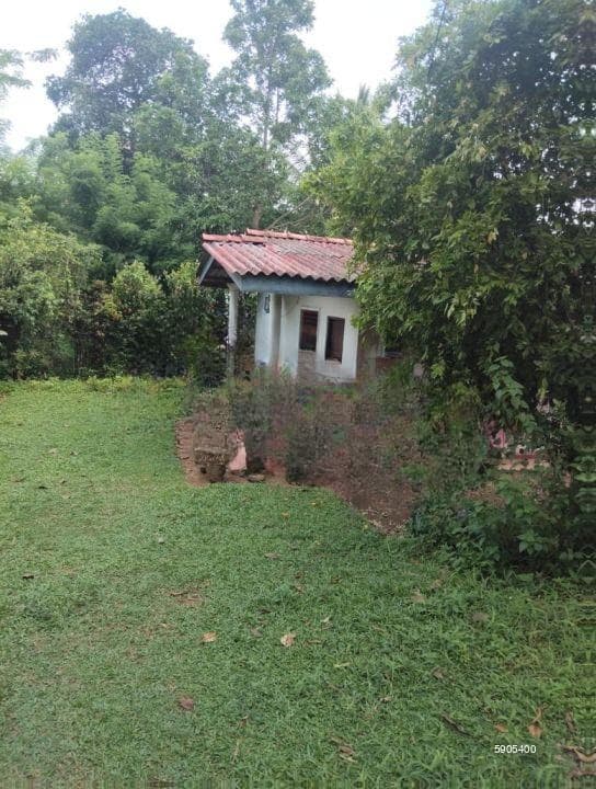 Kottawa - Makumbura 35 Perches of Land with a liveable House for Sale