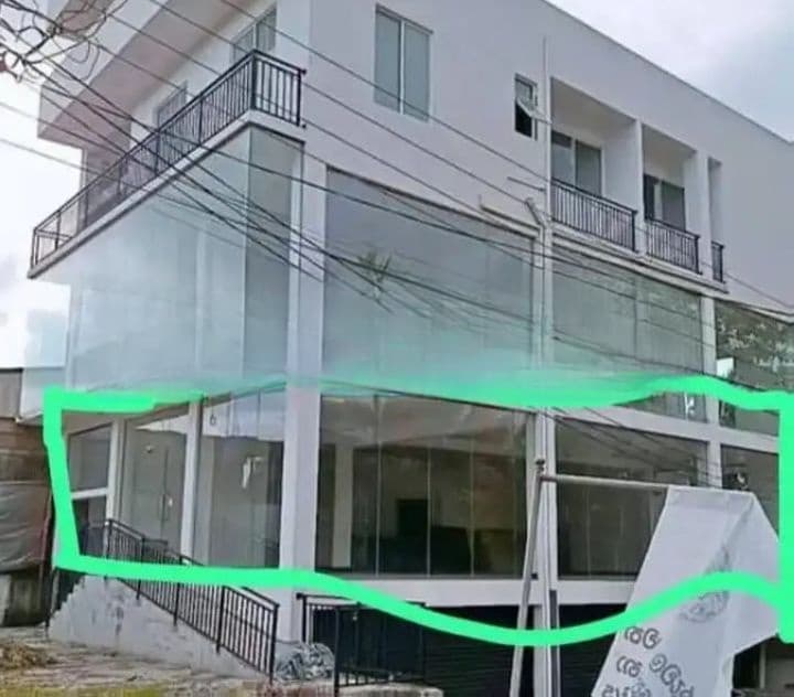 COMMERCIAL SPACE FOR RENT IN ATHURUGIRIYA (SP1250)